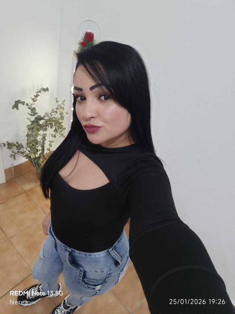 Chica busca chico en Sevilla: Chica busca chico