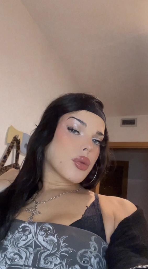 638605415: Transexual en Barcelona