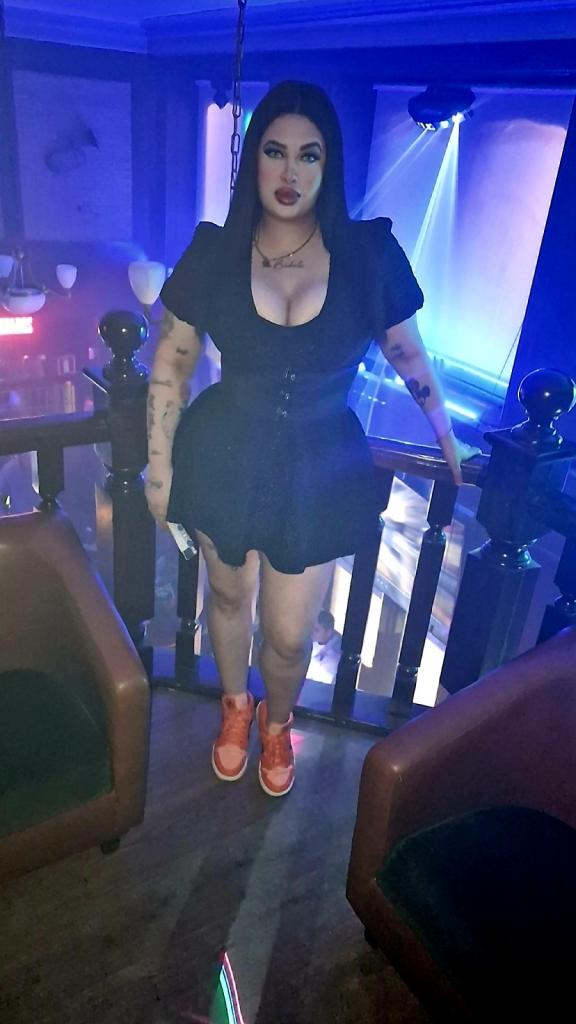 Chica busca chico en Huesca: 