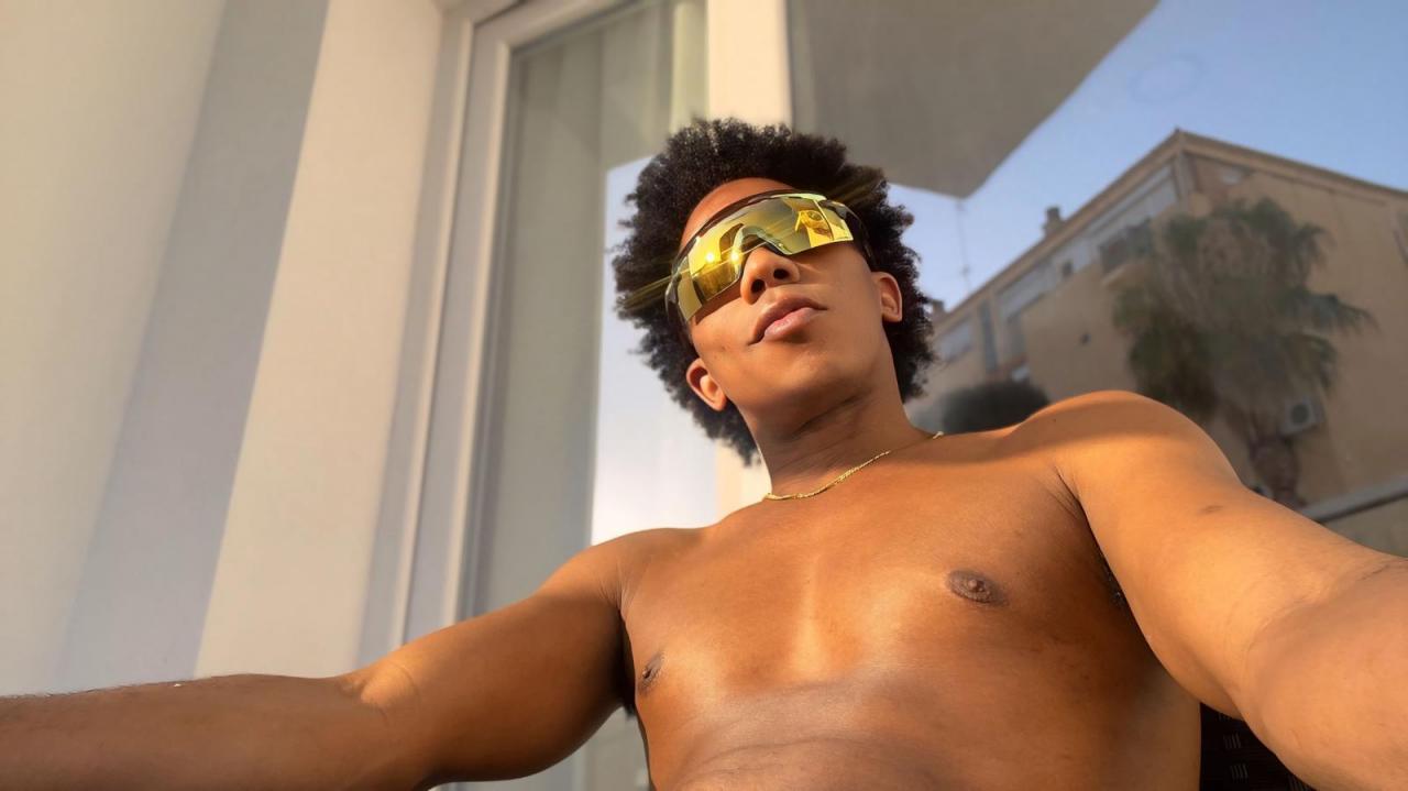 685986647: Chico busca chica en Cádiz