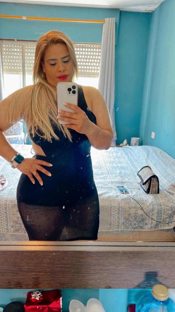 617068762: Chica busca chico en Pontevedra