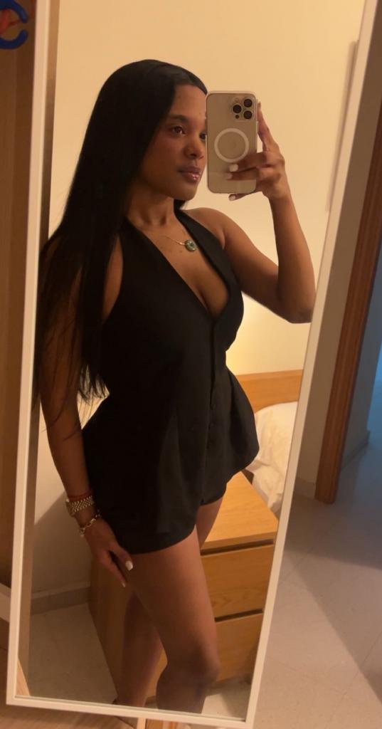 602613335: Chica busca chico en Granada
