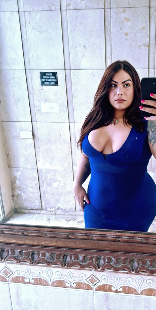 631829490: Transexual en Cádiz