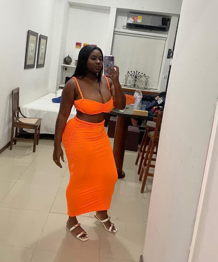 Chica busca chico en Tenerife: 