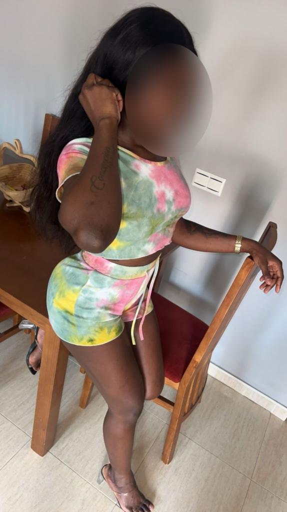 614670671: Chica busca chico en Almería