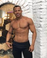 674966448: Chico busca chica en Pontevedra