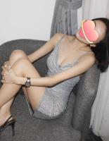 645121552: Chica busca chico en Barcelona