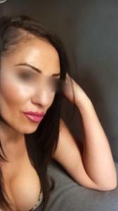 643812880: Chica busca chico en Sevilla