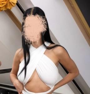 632217101: Chica busca chico en Navarra