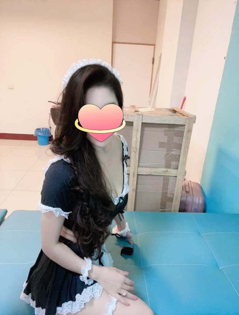 688149189: Chica busca chico en Barcelona