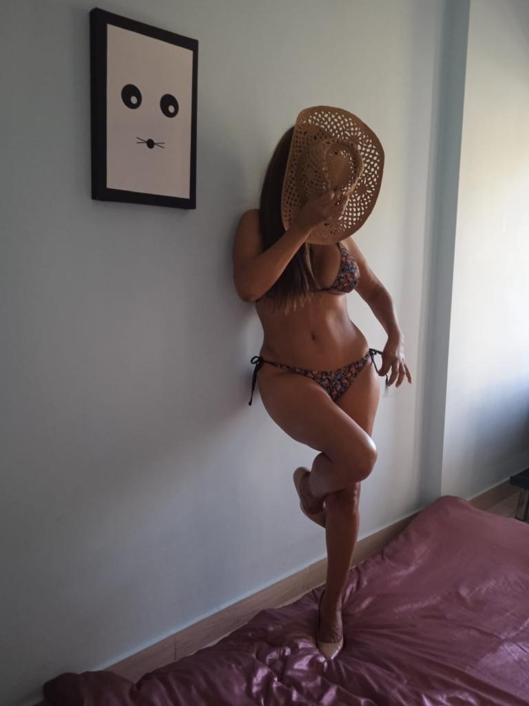 742068172: Chica busca chico en Málaga