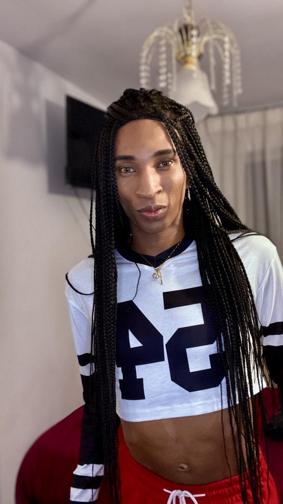 610601912: Chico busca chica en Madrid