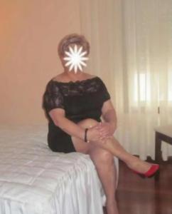 646744149: Chica busca chico en La Coruña