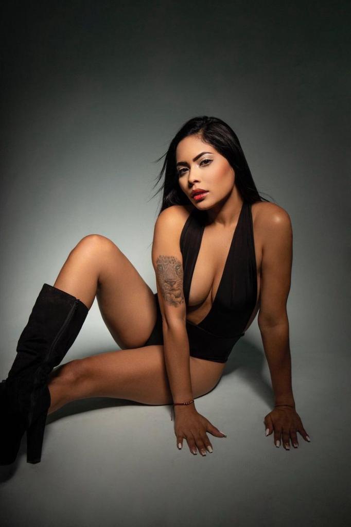 Chica busca chico en Lugo: 