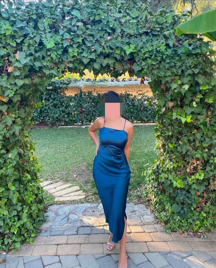 647078715: Chica busca chico en Sevilla