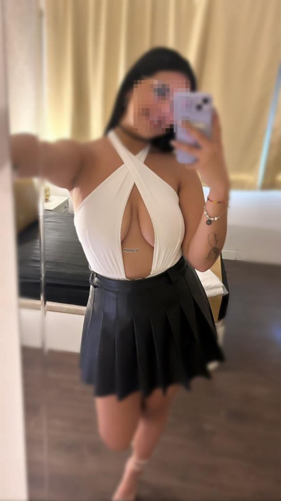 Chica busca chico en Almería: 