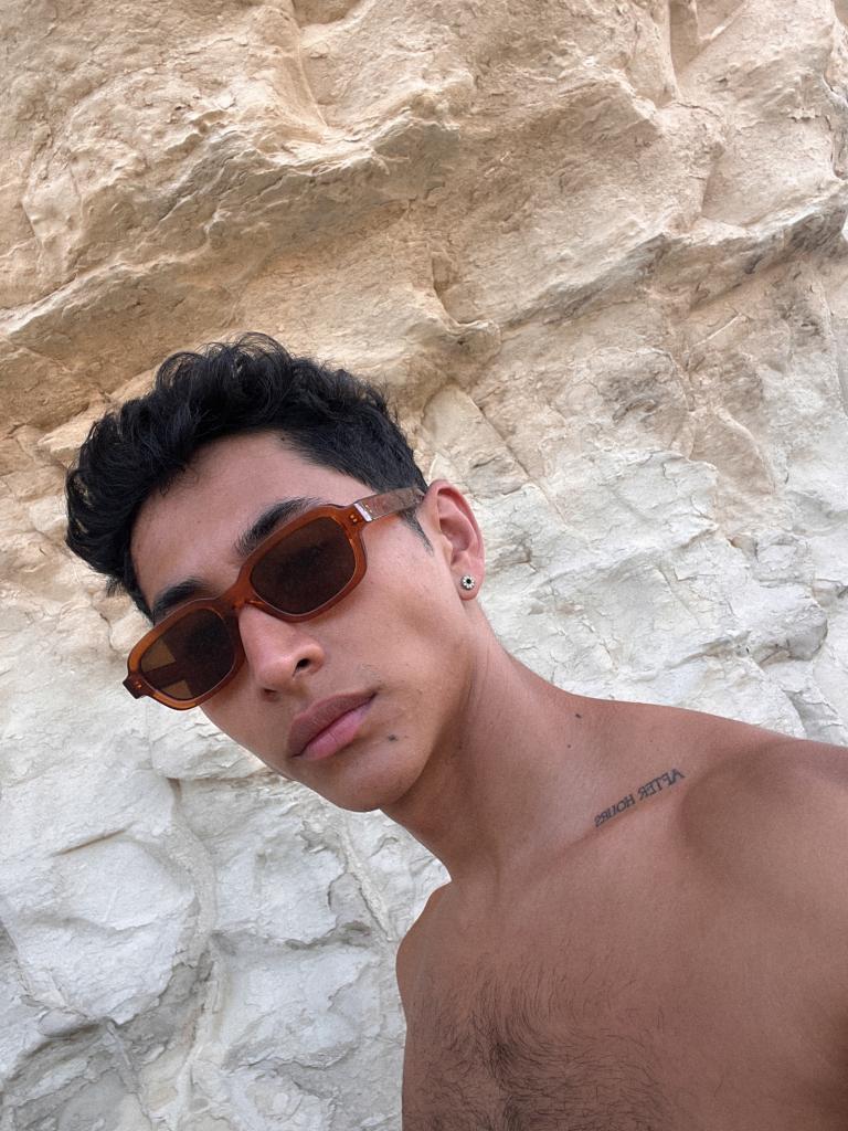 604310347: Chico busca chica en Las Palmas