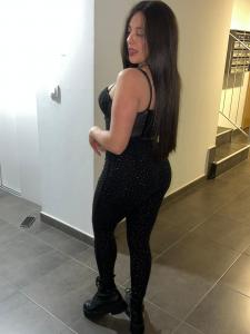 642630471: Chica busca chico en Valencia