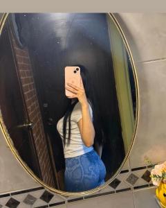 611077259: Chica busca chico en Sevilla