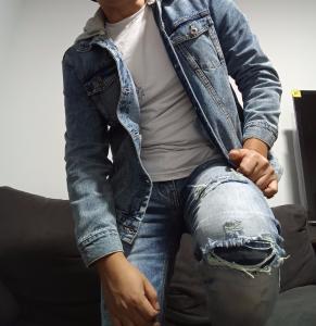 678786043: Chico busca chica en Granada