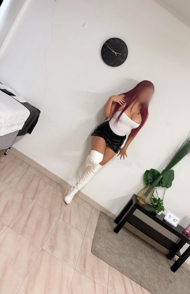 607022035: Chica busca chico en Mallorca