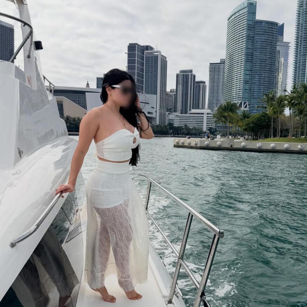 602559463: Chica busca chico en Granada