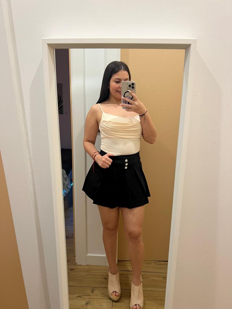 613462734: Chica busca chico en Asturias