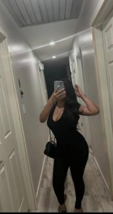 Chica busca chico en Sevilla: 