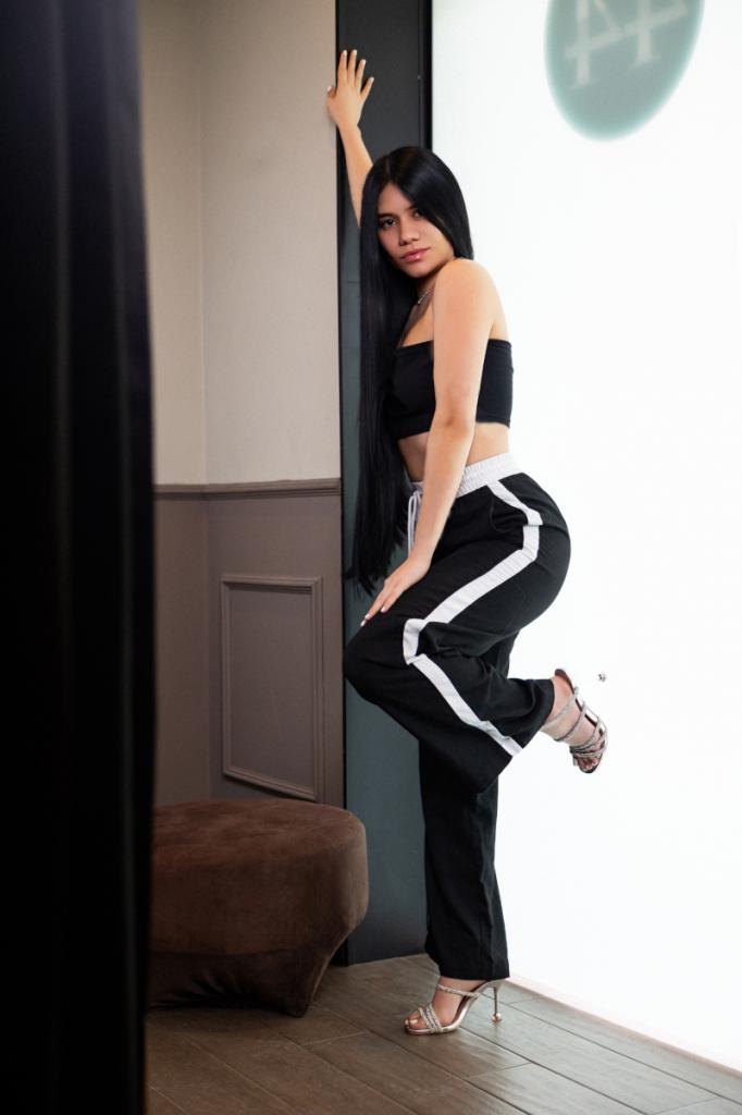 602543379: Chica busca chico en Valencia