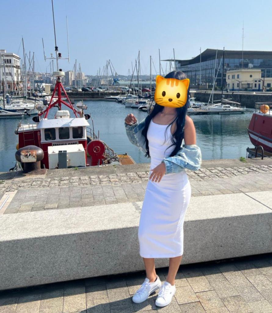 Chica busca chico en La Coruña: Chica busca chico