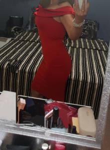 605656619: Chica busca chico en Sevilla