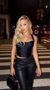 659387912: Chica busca chico en Madrid