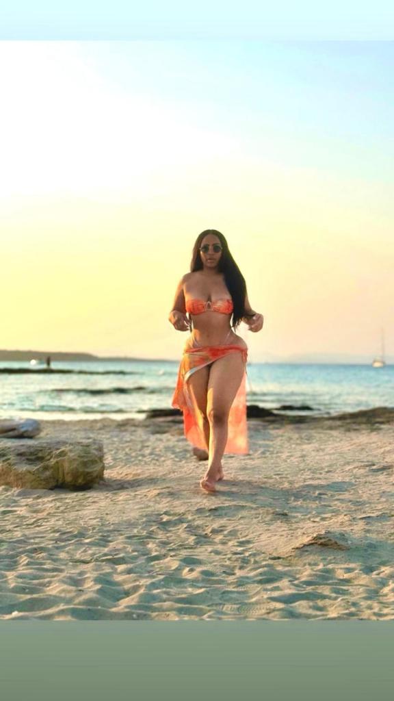 Chica busca chico en Almería: 