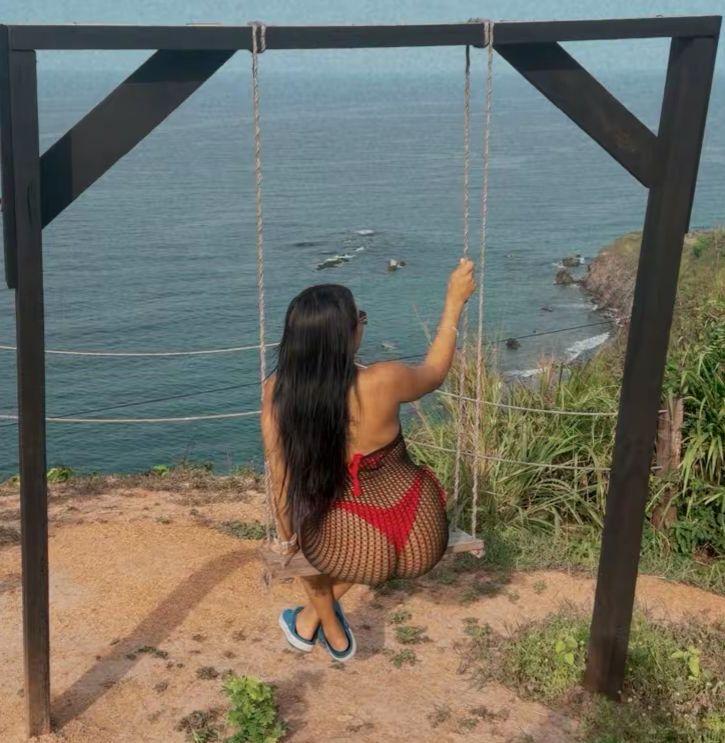 Chica busca chico en Tenerife: 