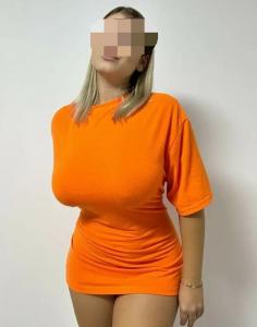643849977: Chica busca chico en Barcelona