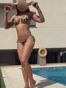 609600431: Chica busca chico en Sevilla