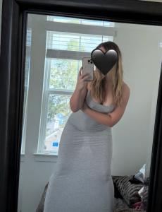 642567665: Chica busca chico en Sevilla