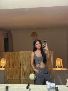 663413708: Chica busca chico en Madrid