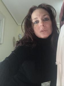 670813143: Chica busca chico en Salamanca