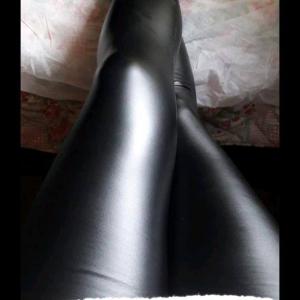 641426781: Chica busca chico en Asturias