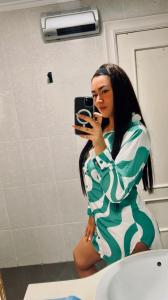 611244096: Chica busca chico en Granada