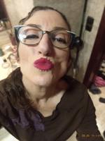 672570338: Chica busca chico en Valencia