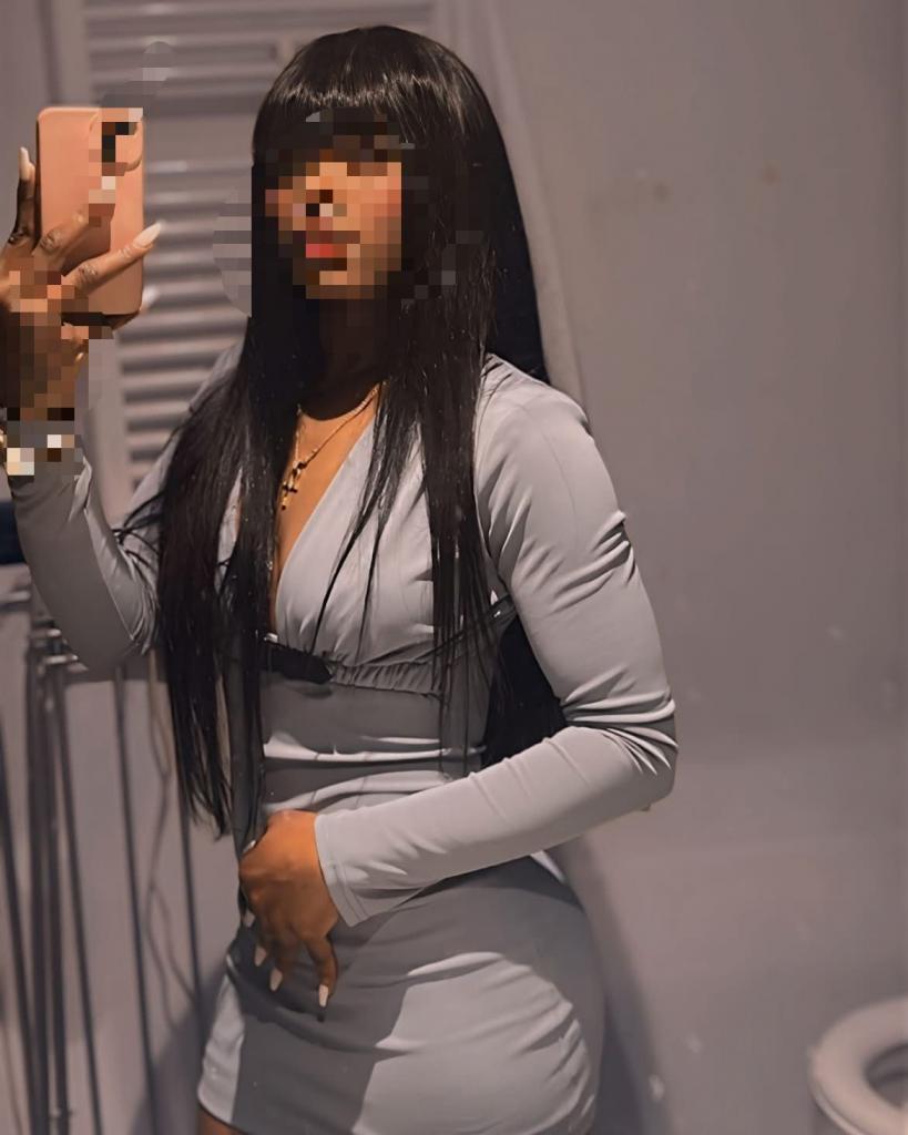 Chica busca chico en Sevilla: 