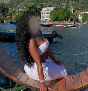 643789151: Chica busca chico en Cuenca