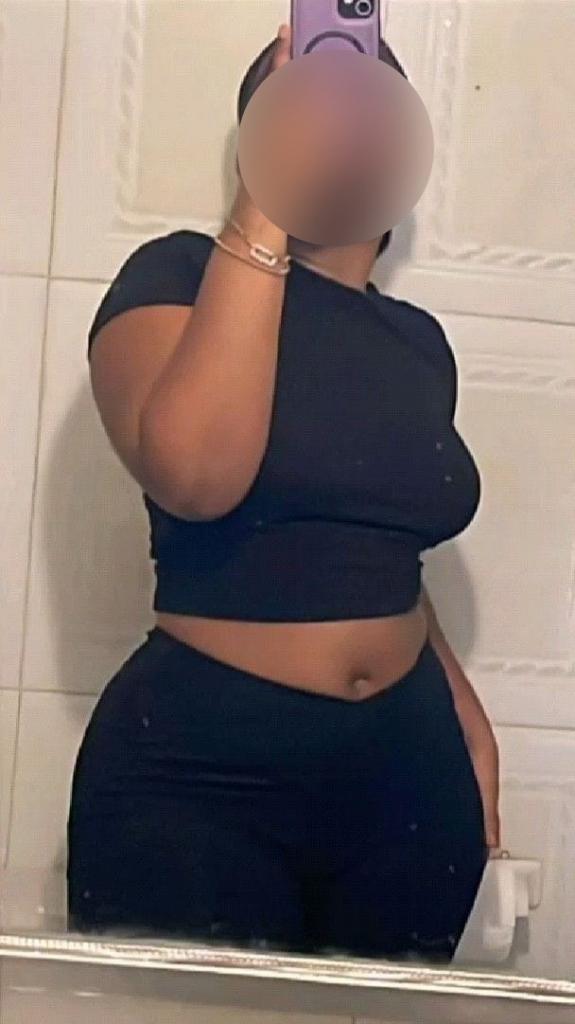 Chica busca chico en Tenerife: 