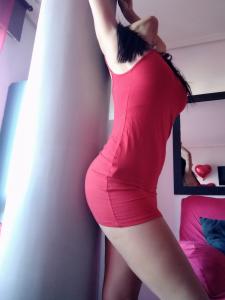 643438728: Chica busca chico en Barcelona