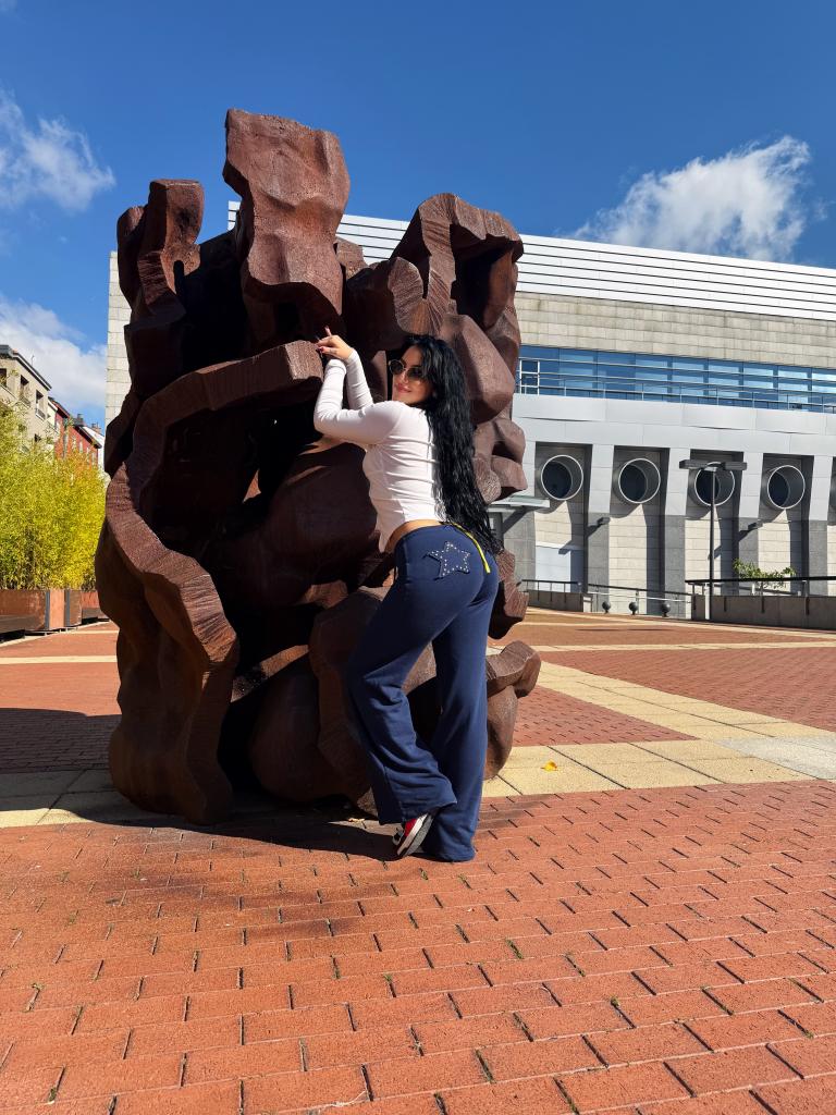 643646978: Chica busca chico en Navarra