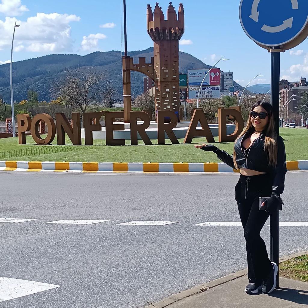 611327178: Transexual en Lugo