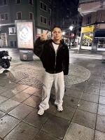 678600069: Chico busca chica en Pontevedra