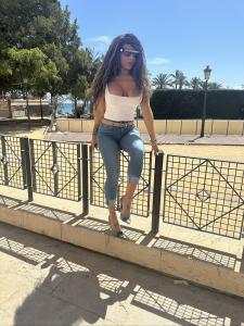 684776308: Chica busca chico en Asturias